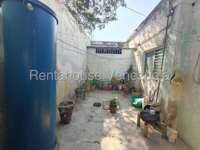 Casa (1 Nivel) en Venta en Parroquia Concepcion, Lara - 16