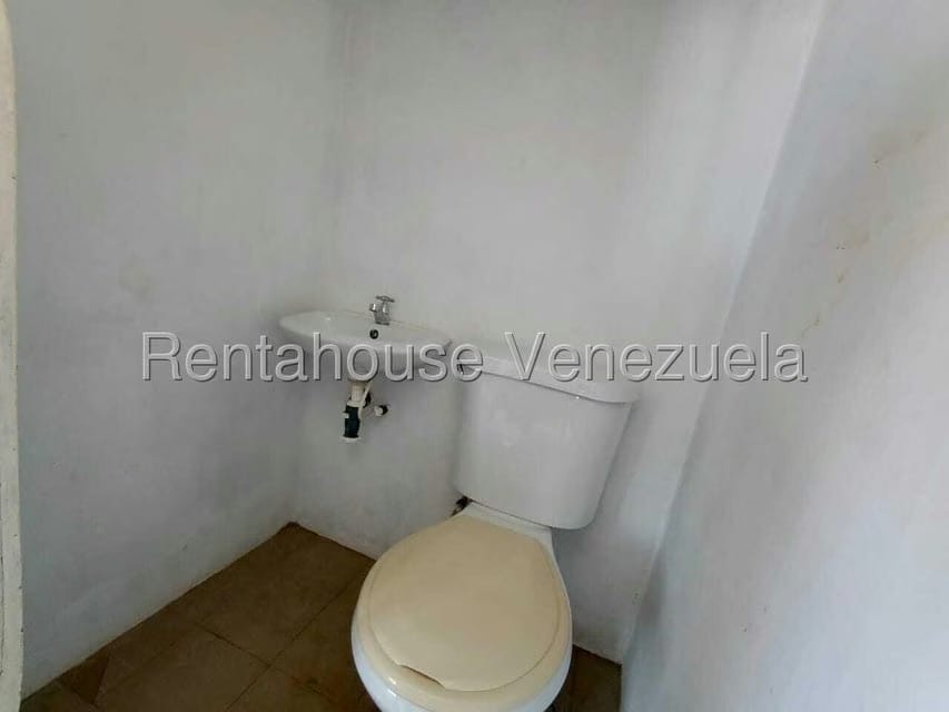 Casa (1 Nivel) en Venta en Parroquia Concepcion, Lara - 18