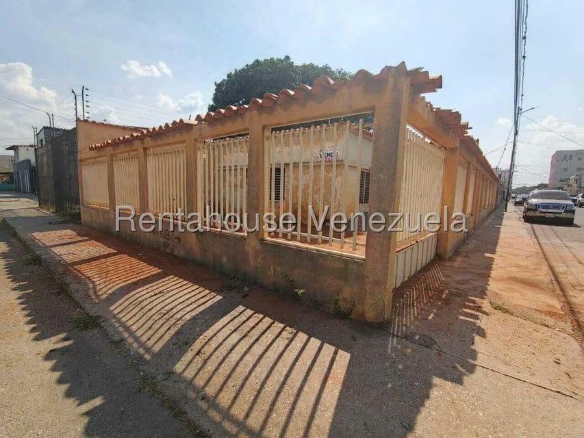 Casa (1 Nivel) en Venta en Parroquia Concepcion, Lara - 23