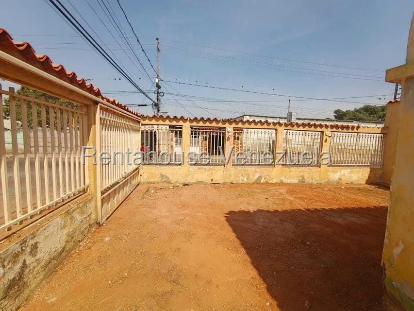 Casa (1 Nivel) en Venta en Parroquia Concepcion, Lara - 26