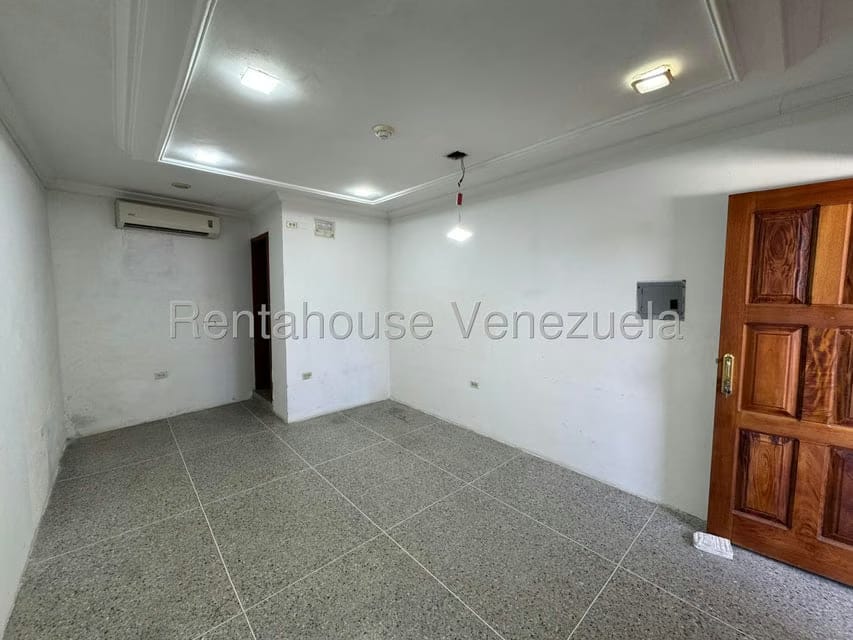 Comercial (Local Comercial) en Alquiler en Centro, Portuguesa - 3