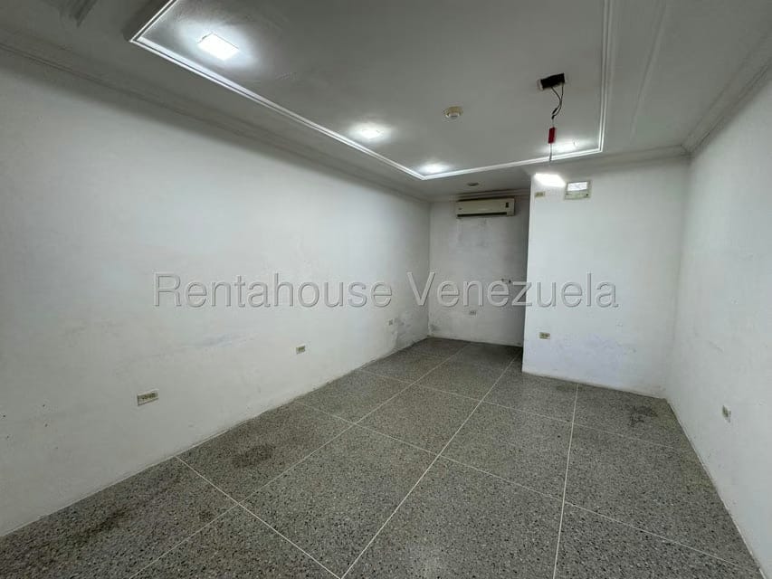 Comercial (Local Comercial) en Alquiler en Centro, Portuguesa - 4