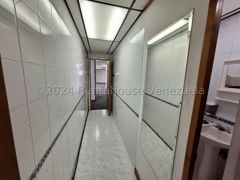 Comercial (Oficina) en Venta en Sabana Grande, Distrito Metropolitano - 11