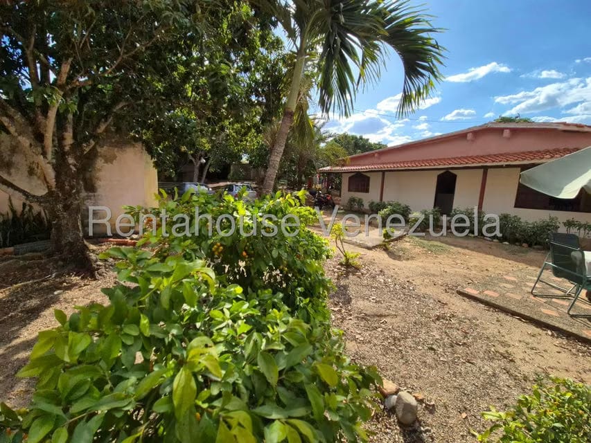 Casa (1 Nivel) en Venta en Agua Viva, Lara - 34
