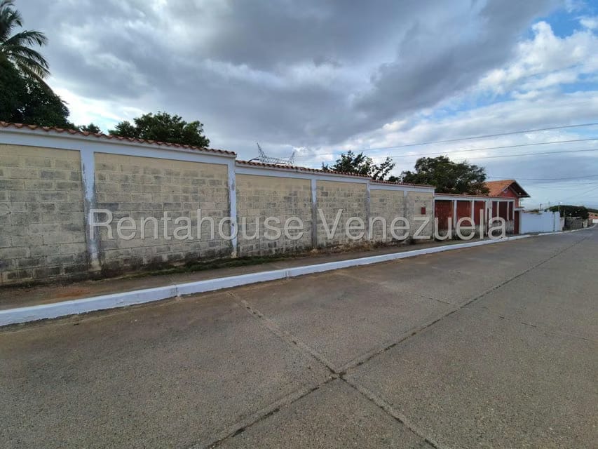 Casa (1 Nivel) en Venta en Agua Viva, Lara - 70