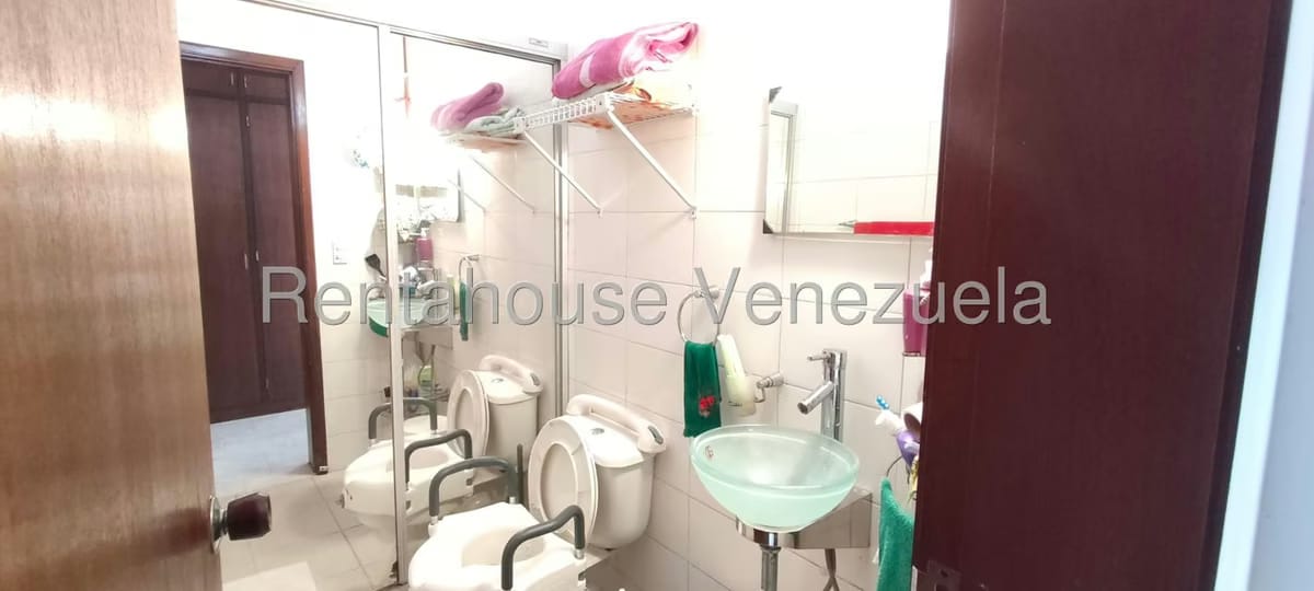 Casa (Multipes Niveles) en Venta en Colinas del Tamanaco, Distrito Metropolitano - 20