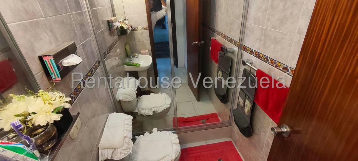 Casa (Multipes Niveles) en Venta en Colinas del Tamanaco, Distrito Metropolitano - 24