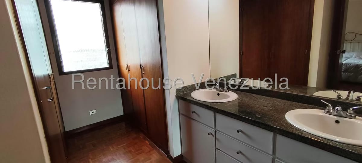 Casa (Multipes Niveles) en Venta en Colinas del Tamanaco, Distrito Metropolitano - 30