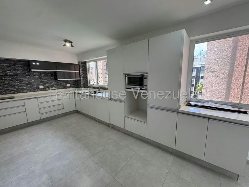 Apartamento (1 Nivel) en Venta en La Urbina, Distrito Metropolitano - 19