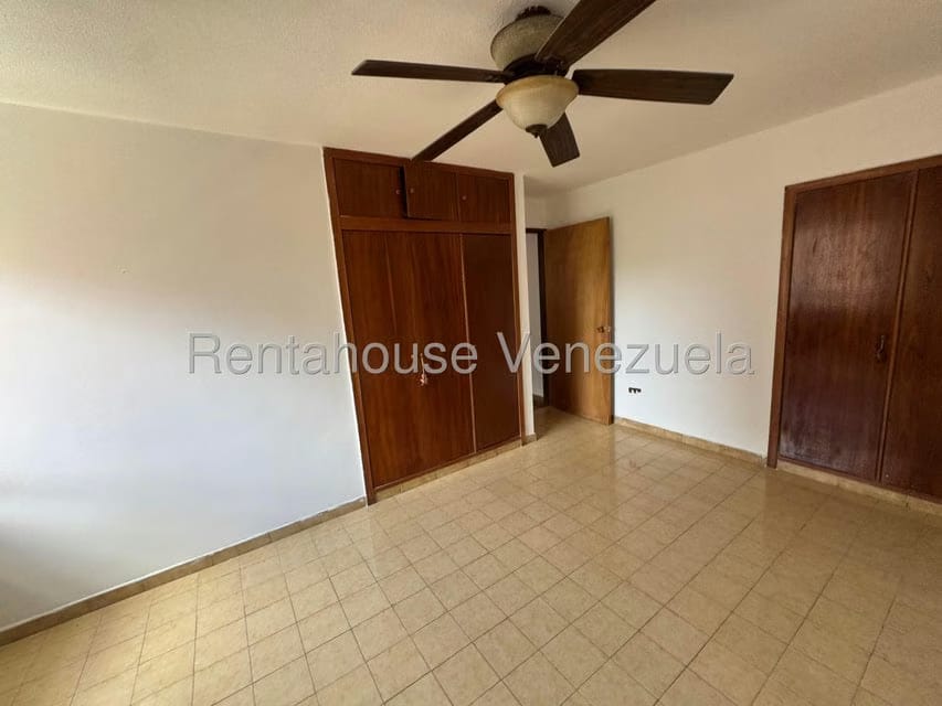 Apartamento (1 Nivel) en Venta en La Urbina, Distrito Metropolitano - 26