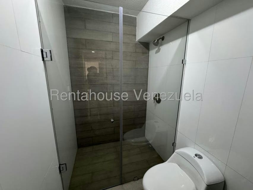 Apartamento (1 Nivel) en Venta en La Urbina, Distrito Metropolitano - 32