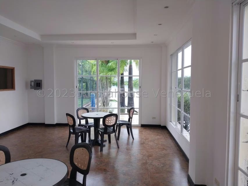 Townhouse (Duplex) en Venta en Puerto Encantado, Miranda - 39