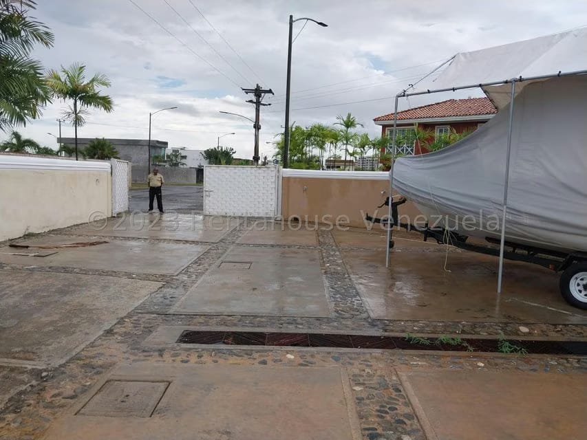 Townhouse (Duplex) en Venta en Puerto Encantado, Miranda - 42