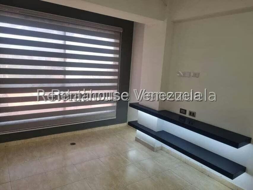 Apartamento (1 Nivel) en Alquiler en Agua Blanca, Carabobo - 11
