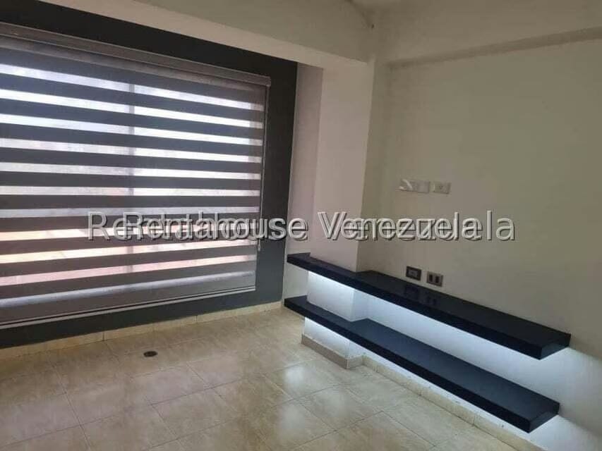 Apartamento (1 Nivel) en Alquiler en Agua Blanca, Carabobo - 3