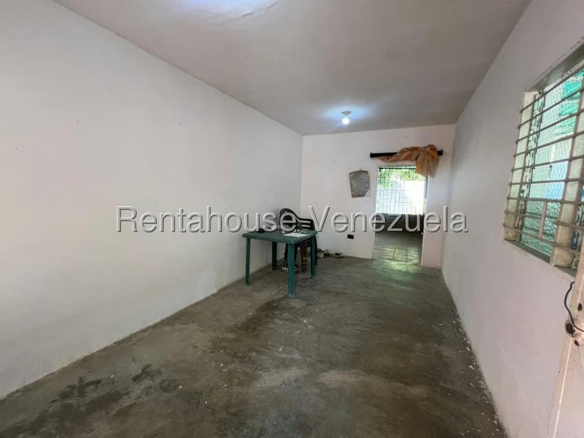 Casa (1 Nivel) en Venta en Centro, Lara - 3
