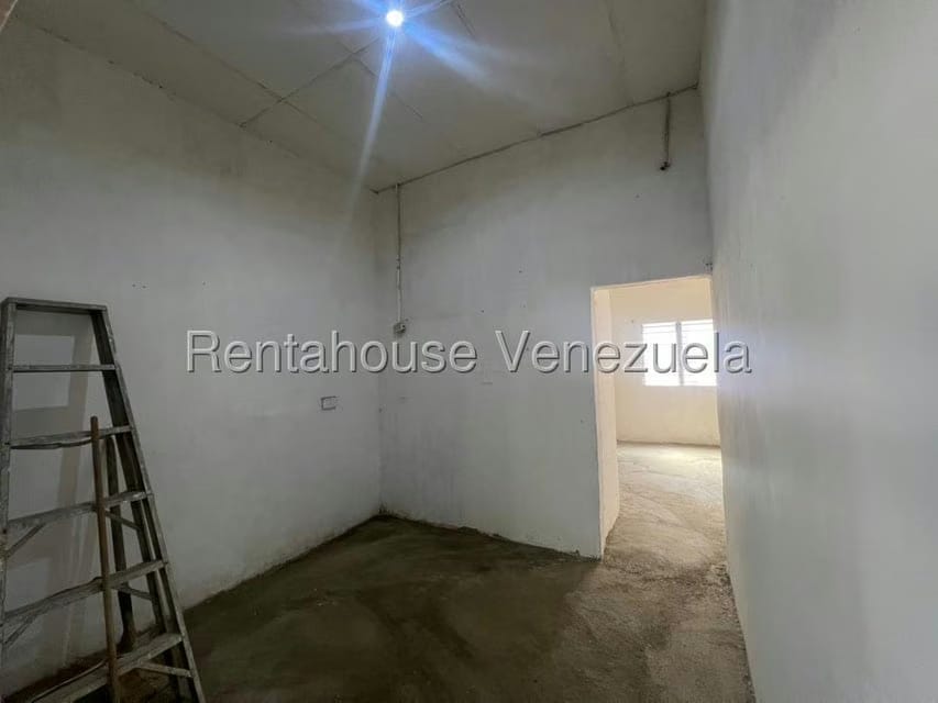 Casa (1 Nivel) en Venta en Centro, Lara - 22