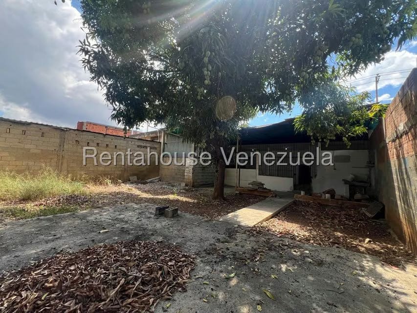 Casa (1 Nivel) en Venta en Centro, Lara - 26