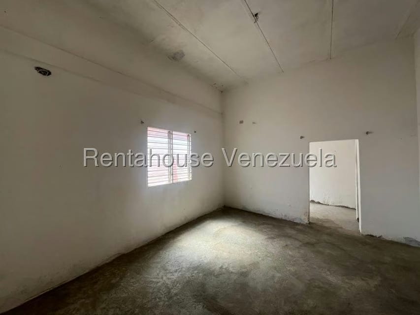 Casa (1 Nivel) en Venta en Centro, Lara - 9