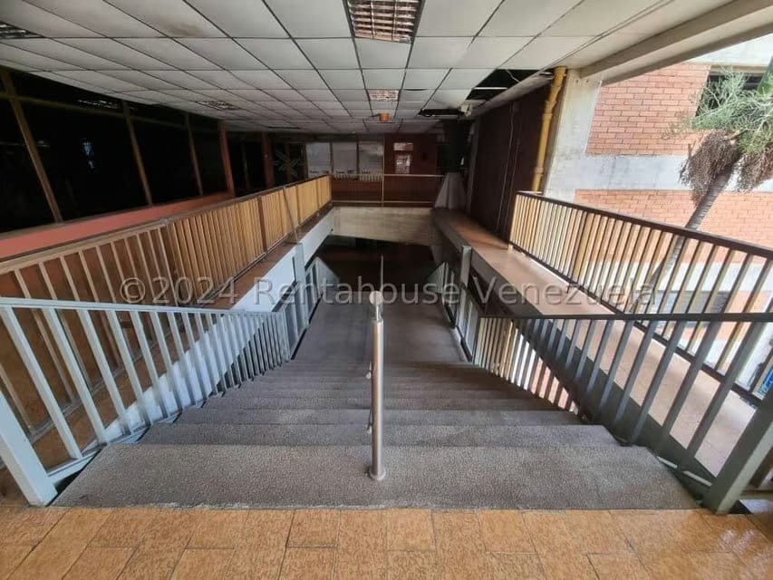 Comercial (Local Comercial) en Alquiler en Centro, Lara - 27