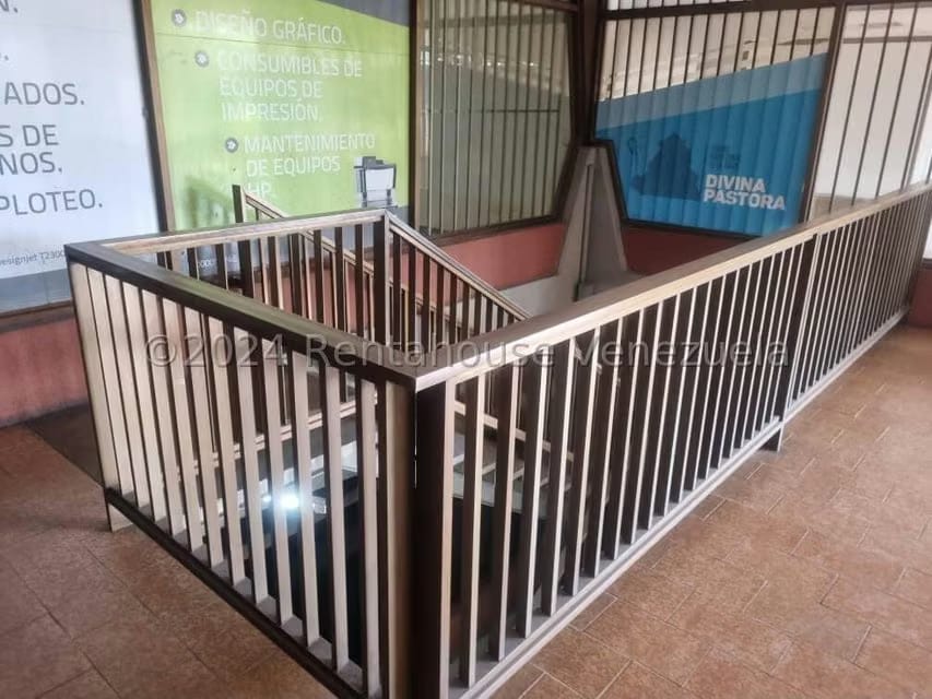Comercial (Local Comercial) en Alquiler en Centro, Lara - 28