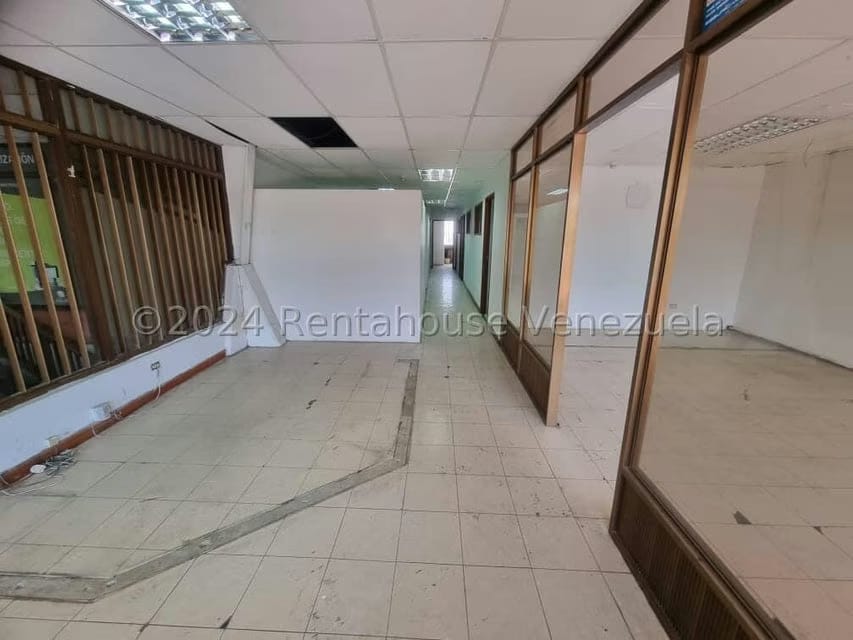 Comercial (Local Comercial) en Alquiler en Centro, Lara - 8