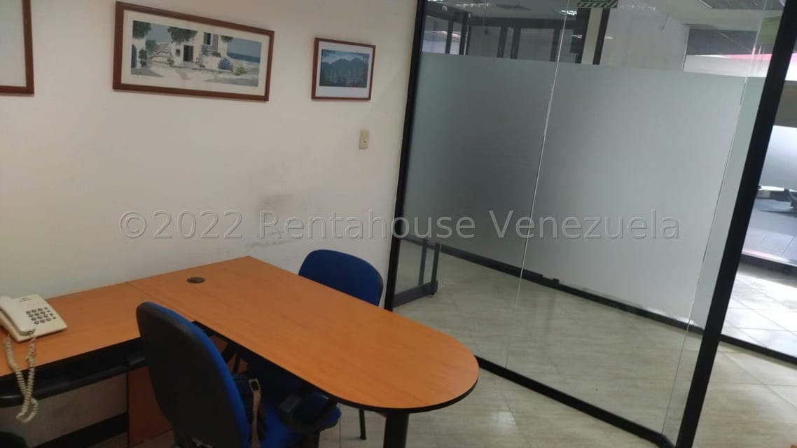 Comercial (Local Comercial) en Alquiler en Macaracuay, Distrito Metropolitano - 15