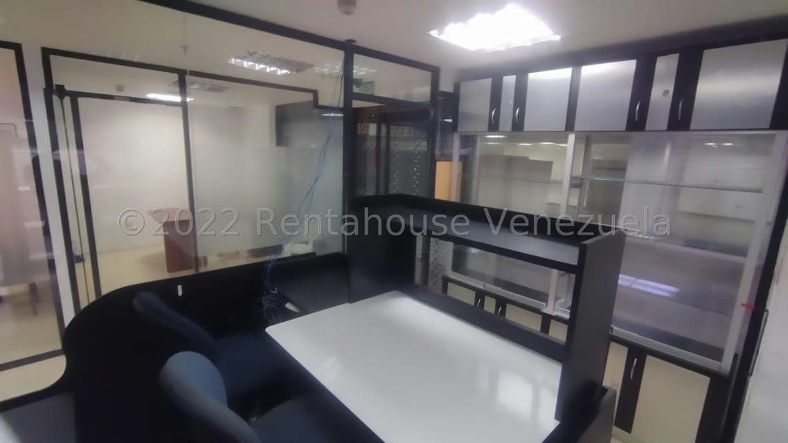 Comercial (Local Comercial) en Alquiler en Macaracuay, Distrito Metropolitano - 18