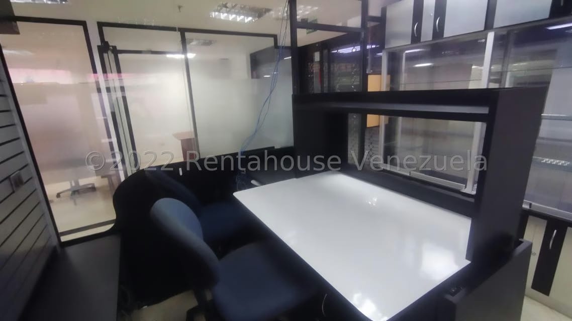 Comercial (Local Comercial) en Alquiler en Macaracuay, Distrito Metropolitano - 19