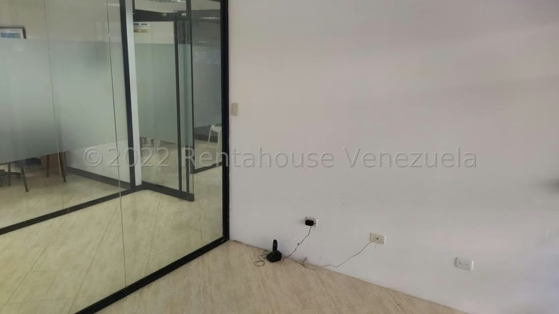 Comercial (Local Comercial) en Alquiler en Macaracuay, Distrito Metropolitano - 7