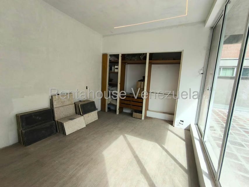 Apartamento (Duplex) en Venta en Villa Nueva Hatillo, Distrito Metropolitano - 34