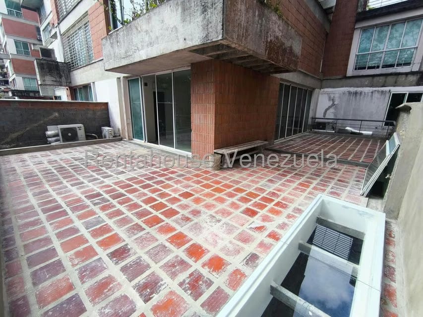 Apartamento (Duplex) en Venta en Villa Nueva Hatillo, Distrito Metropolitano - 38