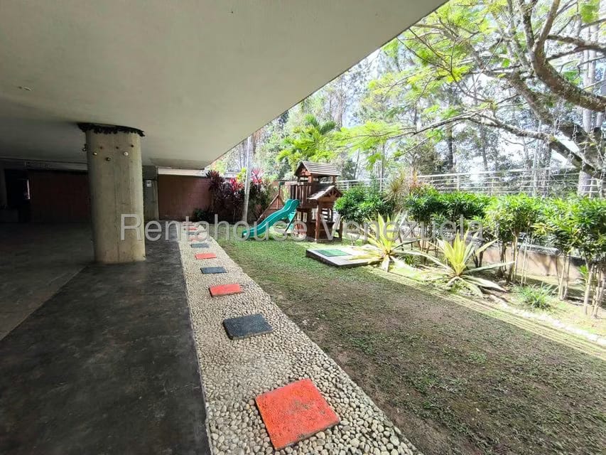 Apartamento (Duplex) en Venta en Villa Nueva Hatillo, Distrito Metropolitano - 41