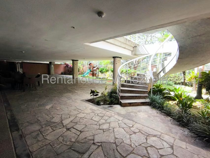 Apartamento (Duplex) en Venta en Villa Nueva Hatillo, Distrito Metropolitano - 42