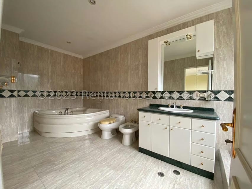 Apartamento (Duplex) en Venta en Miranda, Distrito Metropolitano - 12