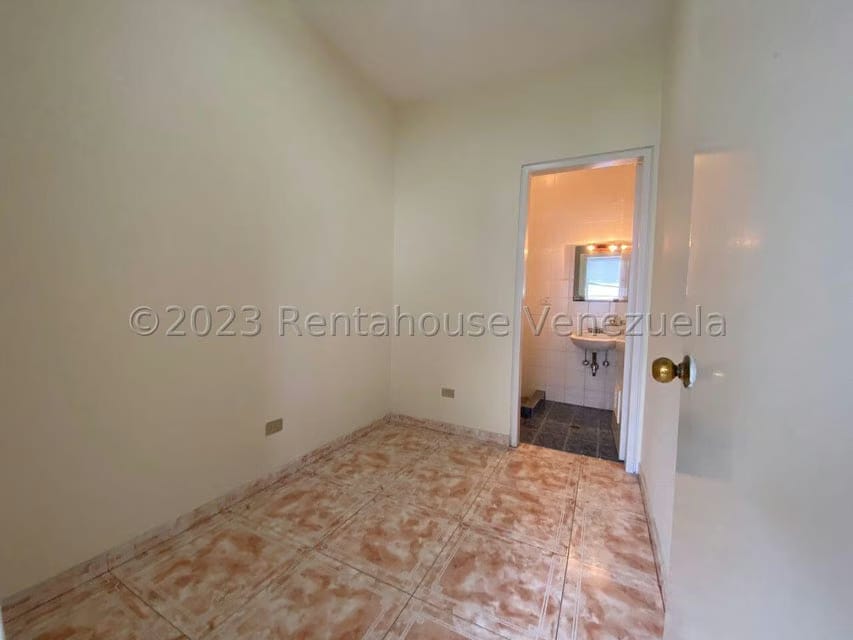 Apartamento (Duplex) en Venta en Miranda, Distrito Metropolitano - 8
