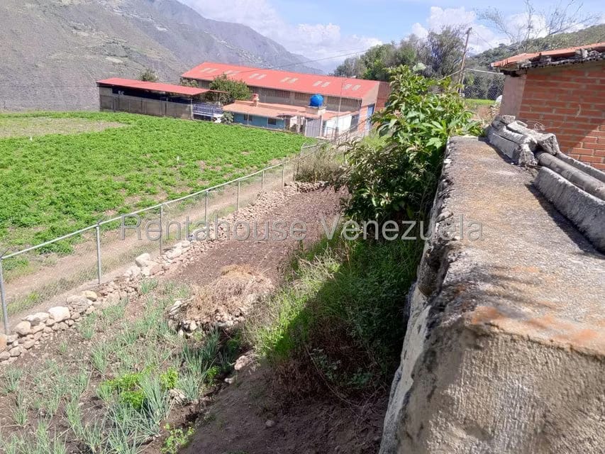 Casa (1 Nivel) en Venta en El Llano, Trujillo - 35