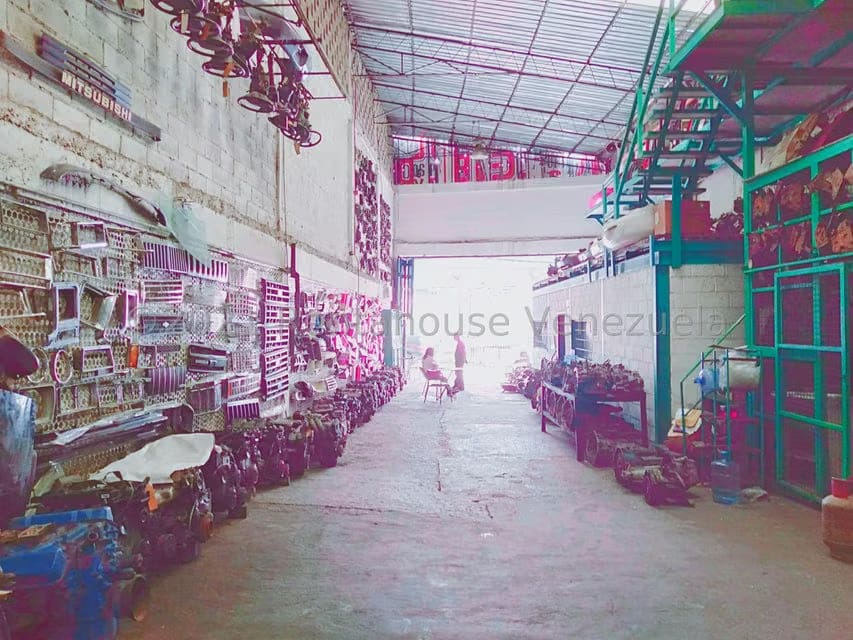 Comercial (Galpon - Deposito) en Venta en La Yaguara, Distrito Metropolitano - 30
