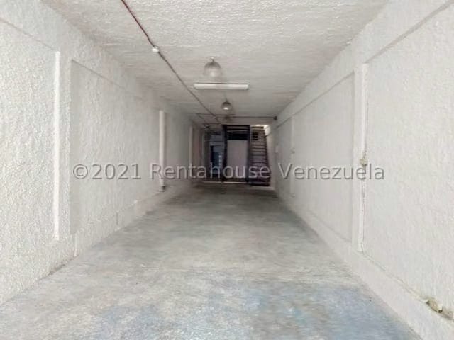 Comercial (Galpon - Deposito) en Venta en La Yaguara, Distrito Metropolitano - 35