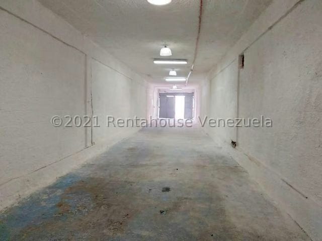 Comercial (Galpon - Deposito) en Venta en La Yaguara, Distrito Metropolitano - 39