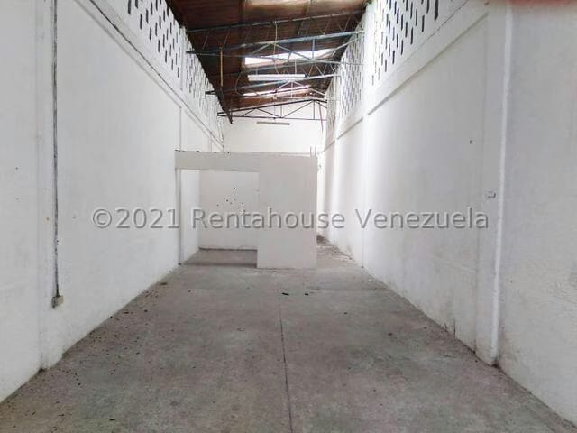 Comercial (Galpon - Deposito) en Venta en La Yaguara, Distrito Metropolitano - 41