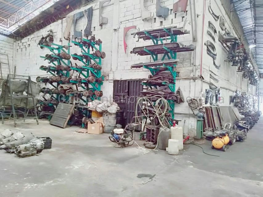 Comercial (Galpon - Deposito) en Venta en La Yaguara, Distrito Metropolitano - 8