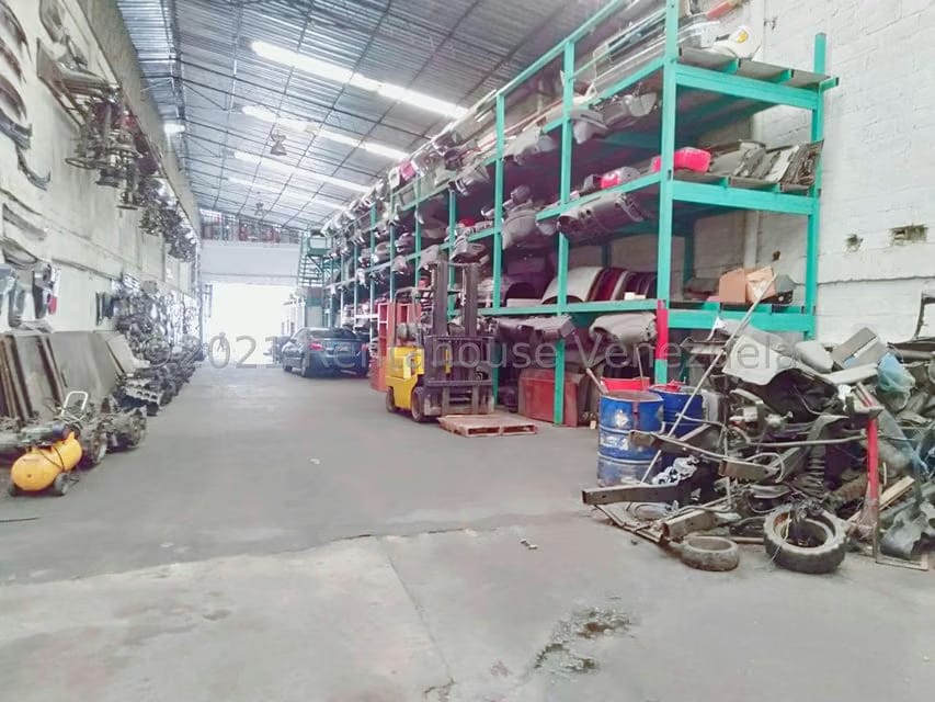 Comercial (Galpon - Deposito) en Venta en La Yaguara, Distrito Metropolitano - 9