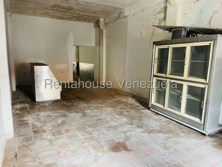 Comercial (Local Comercial) en Venta en Centro, Lara - 2