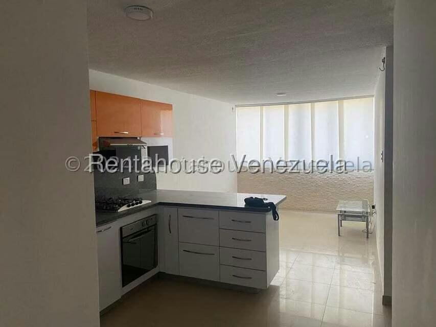 Apartamento (1 Nivel) en Alquiler en Los Naranjos Humboldt, Distrito Metropolitano - 4