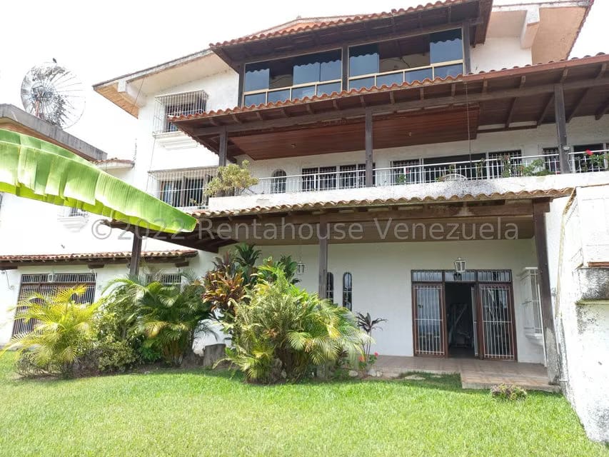 Casa (Multipes Niveles) en Venta en La Lagunita Country Club, Distrito Metropolitano - 3
