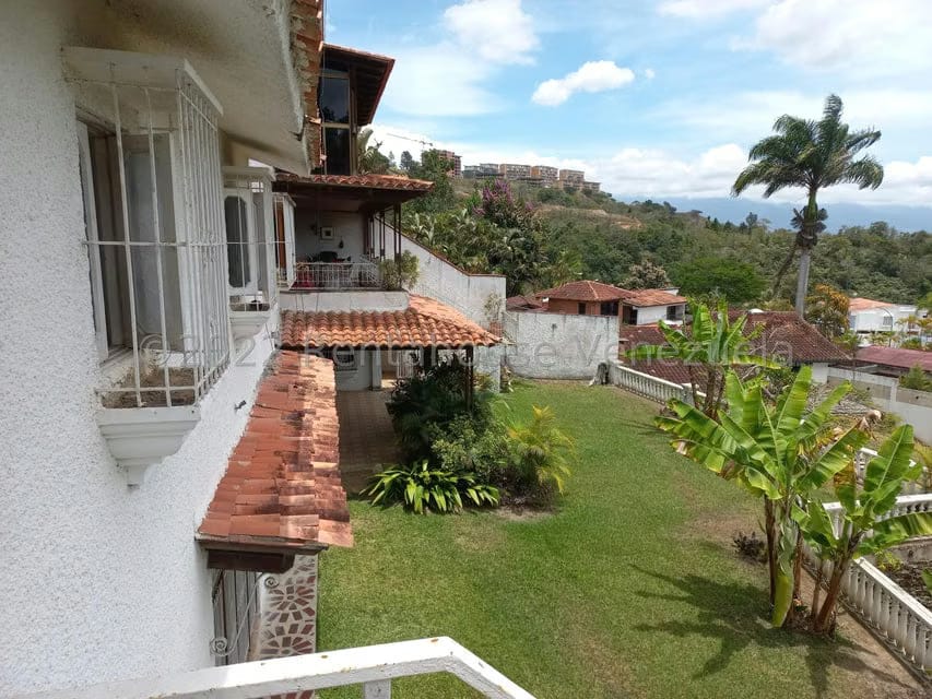 Casa (Multipes Niveles) en Venta en La Lagunita Country Club, Distrito Metropolitano - 22