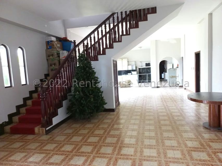 Casa (Multipes Niveles) en Venta en La Lagunita Country Club, Distrito Metropolitano - 23