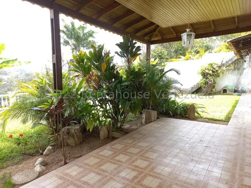 Casa (Multipes Niveles) en Venta en La Lagunita Country Club, Distrito Metropolitano - 24