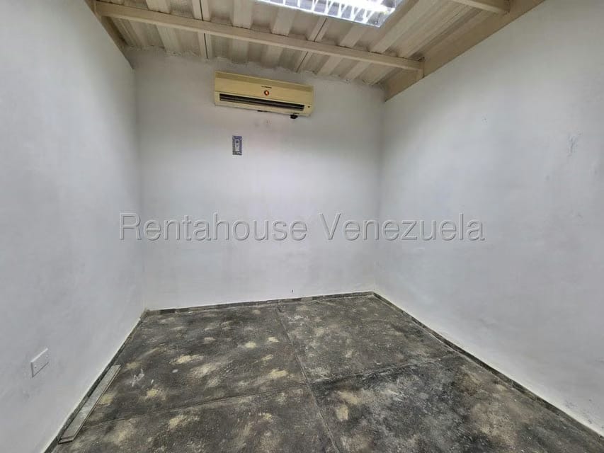 Comercial (Local Comercial) en Alquiler en Zona Este, Lara - 10